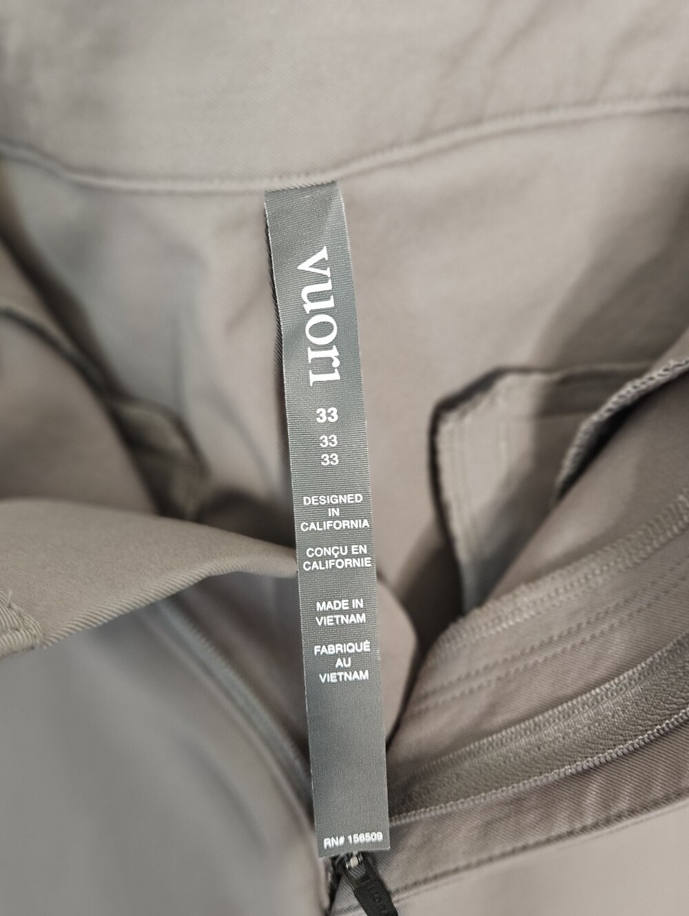 Vuori V427 Meta Pant Gray 33 Waist 27.25" Inseam Flat Front 5 Pocket - Picture 6 of 8